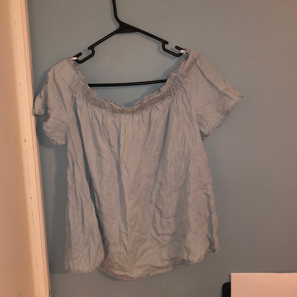 Catos Size Large light blue with white stripes